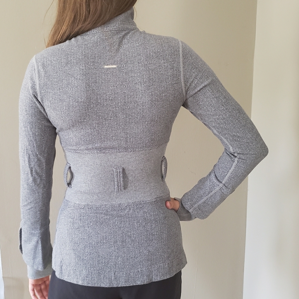 Lululemon Jacket - Picture 2 of 16